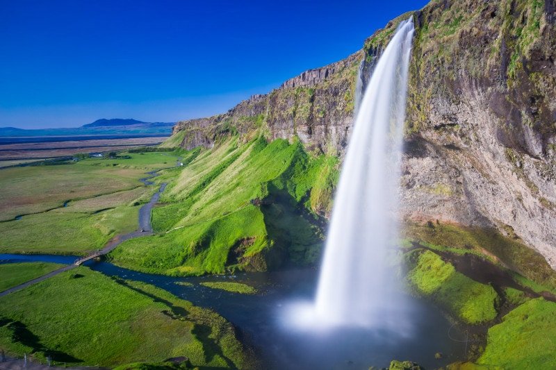 Seljalandsfoss waterfall